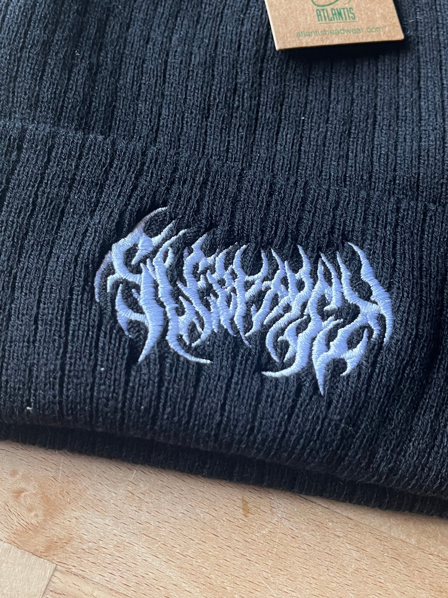Ribbed knit Dark Logo beanie