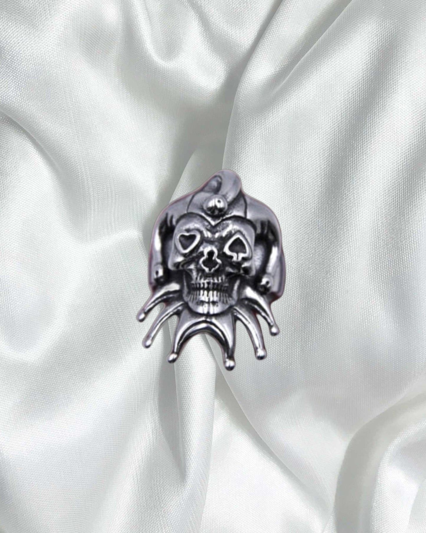 Joker Skull Ring